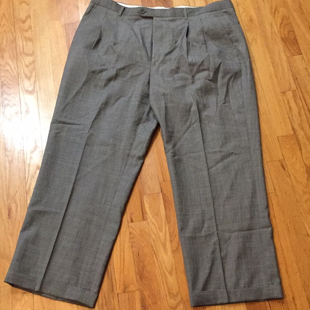 Richard Harris gray wool blend 42R pleated VGUC